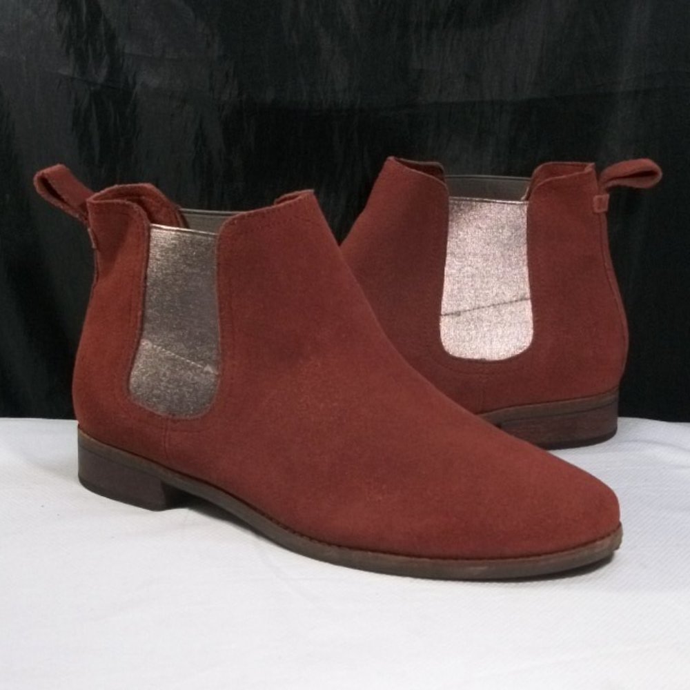 TOMS ELLA MUSCAT BURGUNDY SUEDE LEATHER PULL ON ANKLE BOOTS 10M 42 10012460